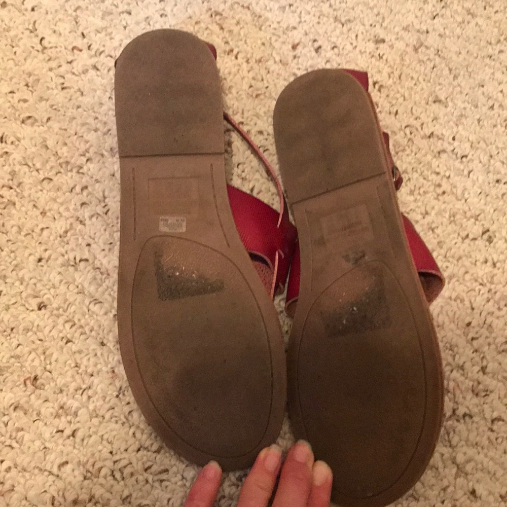 Red sandals - Picture 3 of 5